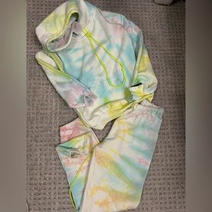 Danzy tie  dye sweat set
